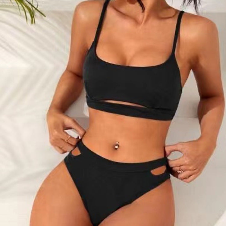 Dame bikini-sæt med innovativ udskæring og høj benudskæring Skovae
