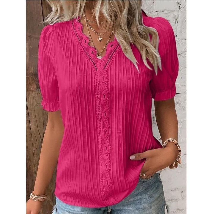 Dame Trendy Bluse med struktur og romantiske spidsdetaljer Stilla