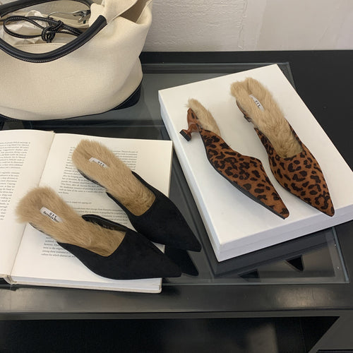 Dame spidse mules med luxus pelsfor og elegant design Stilla