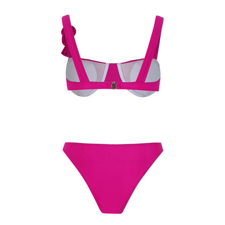Dame bikini-sæt med innovativt frynse-nederdel og dekorerede detaljer Stilla