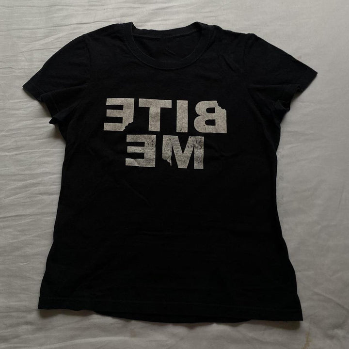 Dame T-shirt med iøjnefaldende statement-tryk Skovae