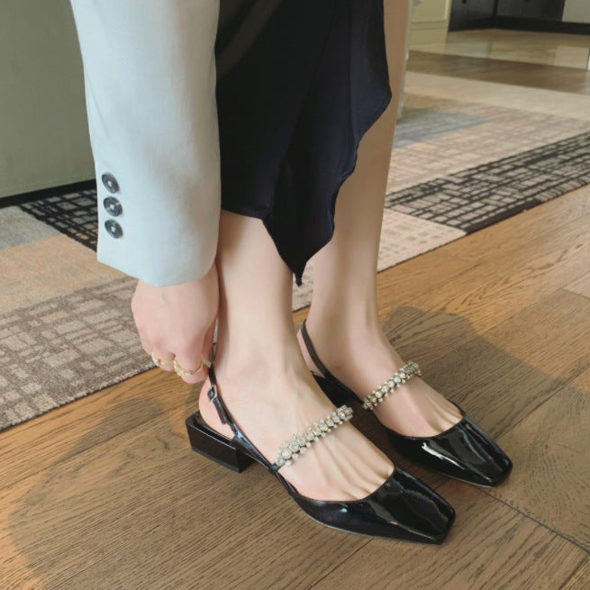 Dame Sling-Pumps med glitrende krystalpynt og elegant design Stilla
