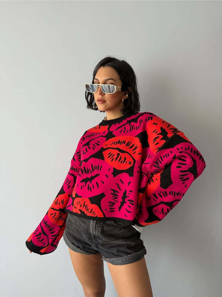 Damer fashionabel sweater med farverigt printdesign Stilla