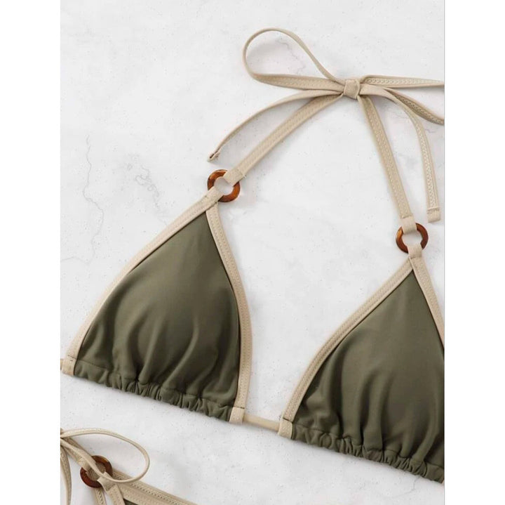 Dame Triangel-Bikini med justerbare bånd og elegante accenter Skovae