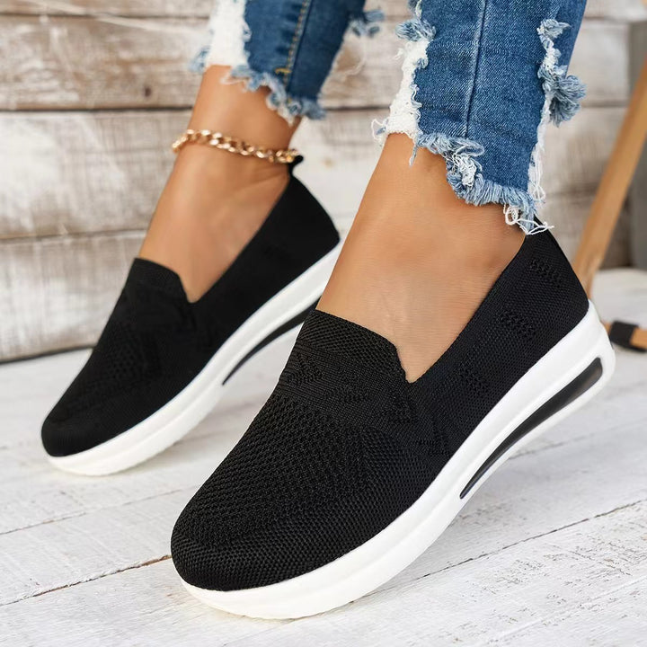 Dame Åndbar Komfort-Sneaker med fleksibelt Slip-On Design Stilla