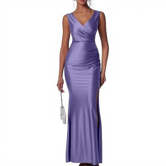 Dame wrapped dress med elegant silhuet og sidelængde Stilla