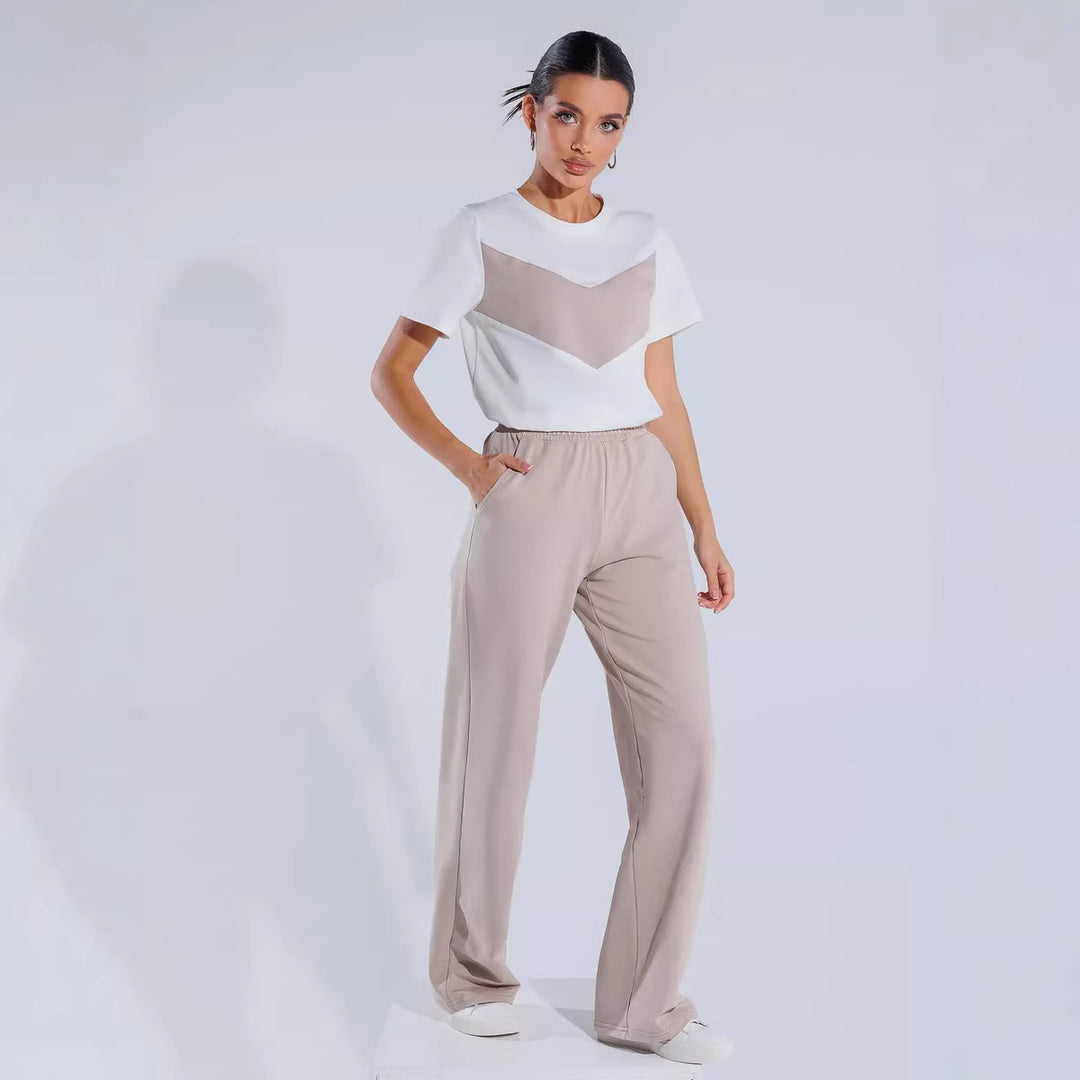 Dame casual T-shirt med moderne farveblok design og let oversized snit