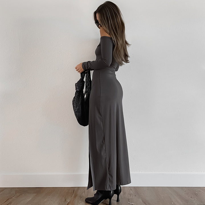 Dame Off-Shoulder Maxikjole med høj split og tætsiddende silhuet Stilla