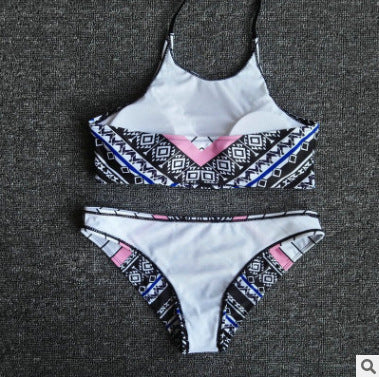 Dame højhalset bikini med grafisk mønster Skovae