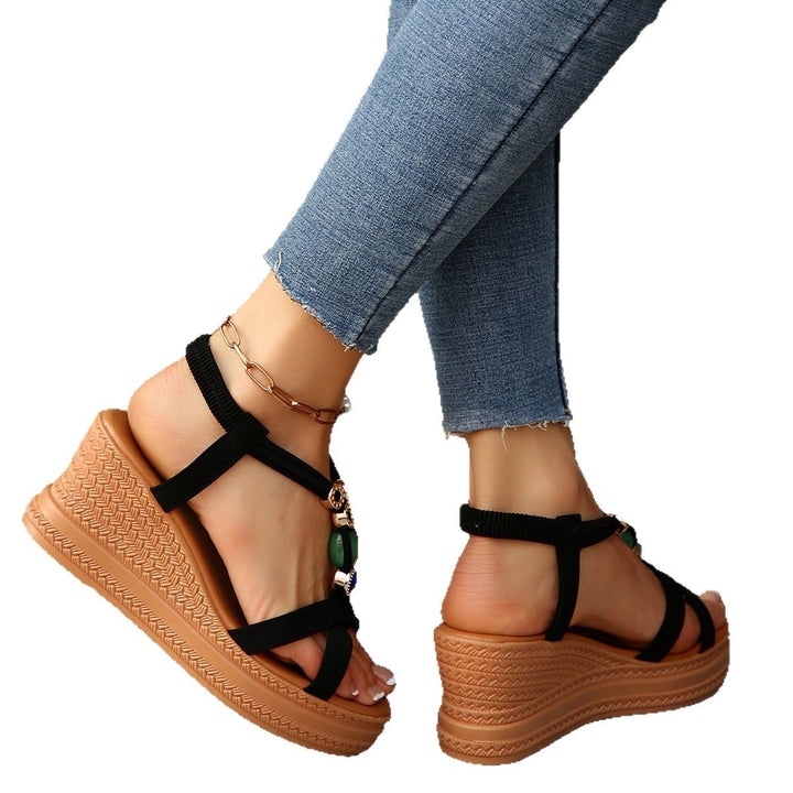 Dame Wedge-sandaler med moderne design og dekorative stenaksenter Stilla