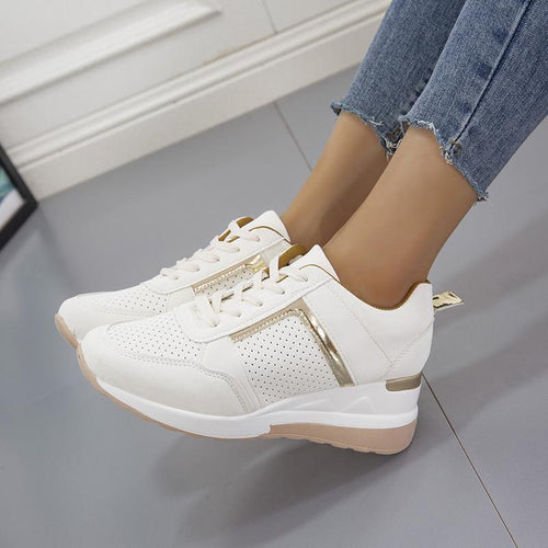 Femme Plateau-Sneaker med åndbar overfladestruktur og moderigtigt design Stilla