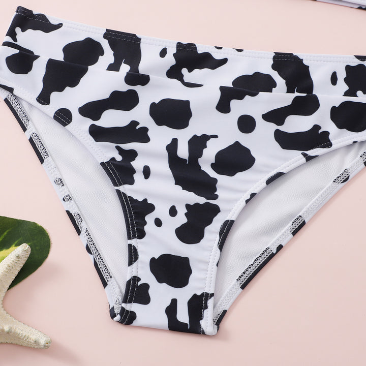 Dame bikini sæt med trendmæssigt kуқmønster og højt skårne trusser Stilla