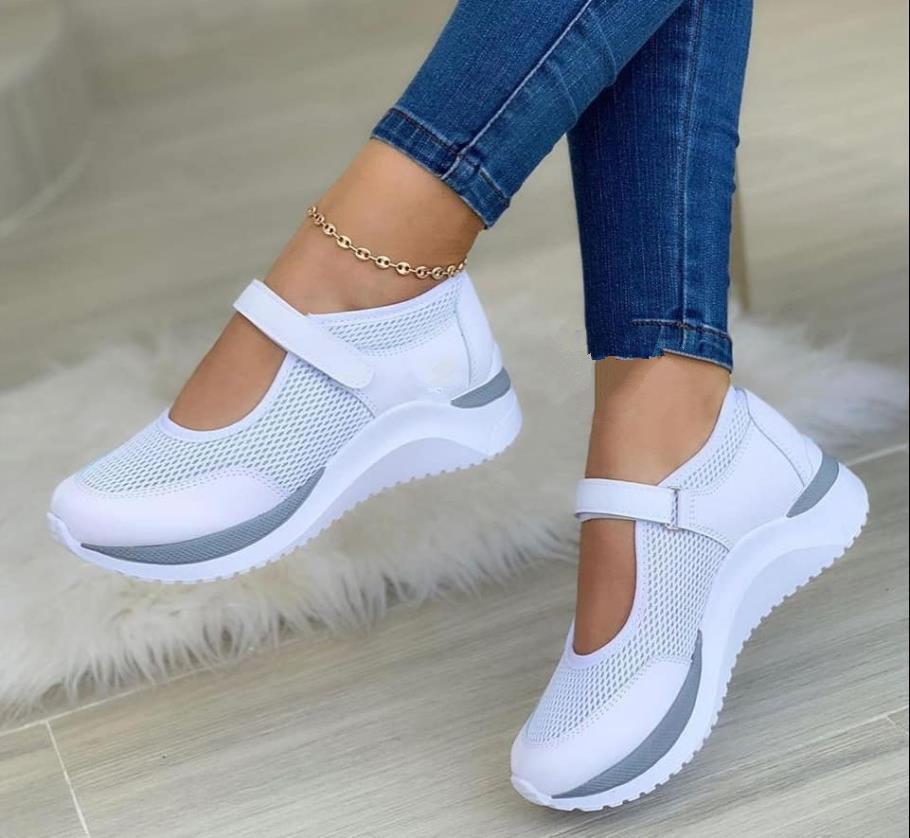 Dame Komfortable Sneakers med åndbart netmateriale og justerbar rem Stilla