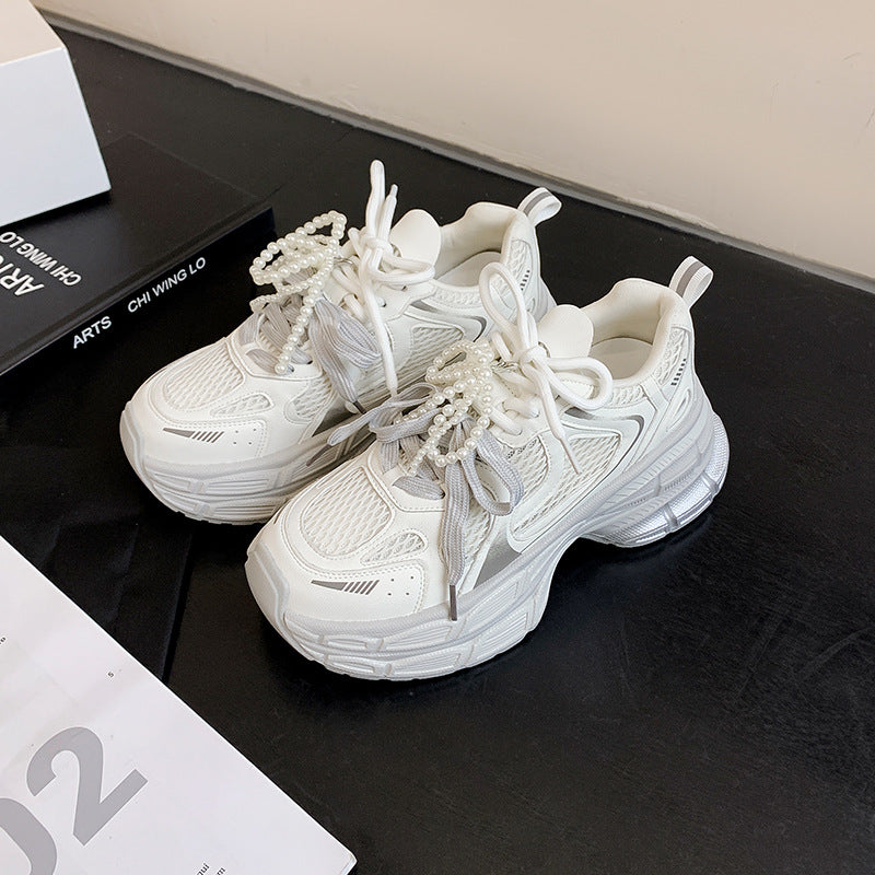 Dame Sporty Sneakers med unikt smykkedetalje og åndbart overmateriale Stilla