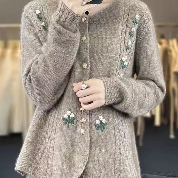 Kvinders cardigan med blomsterbroderi Stilla