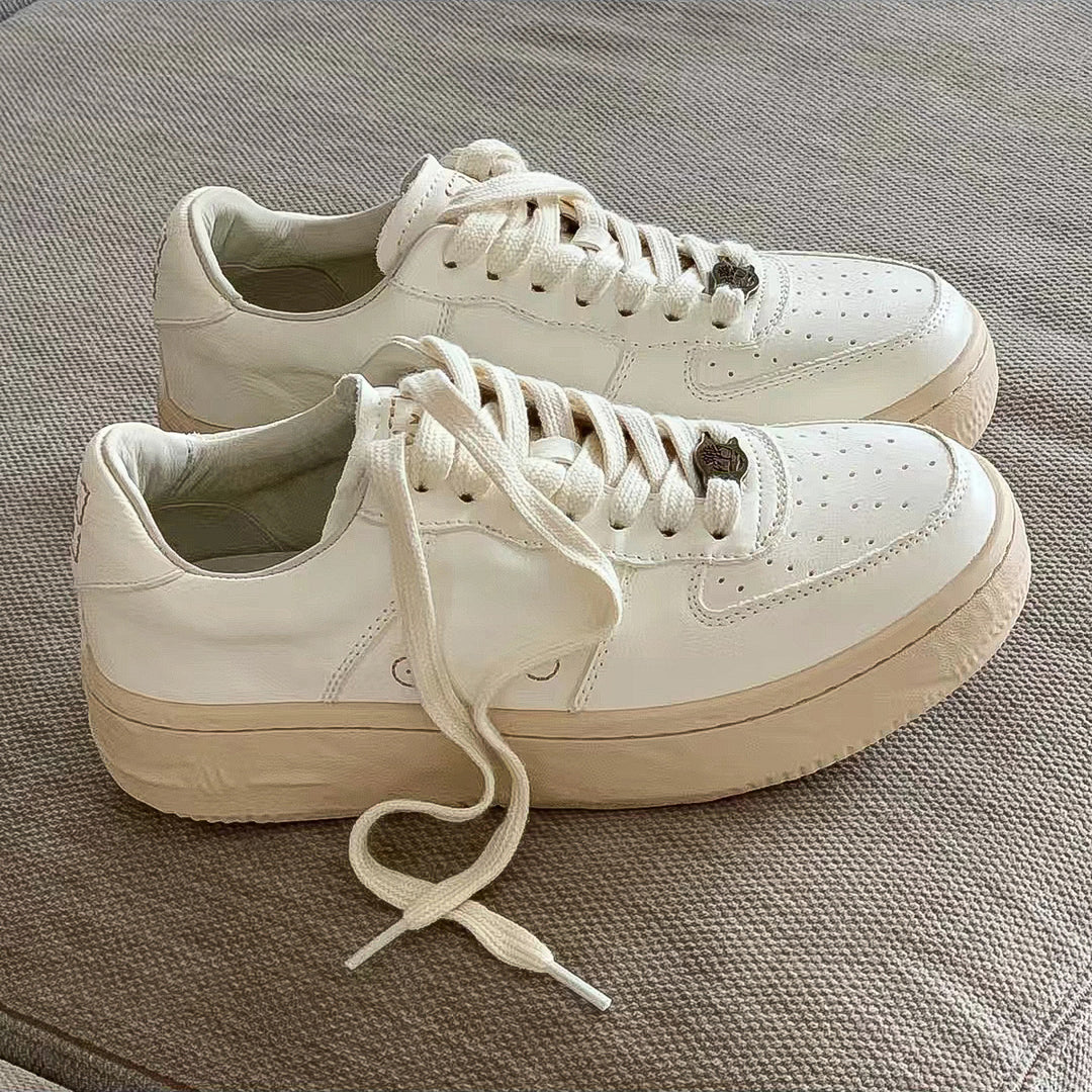 Femme Syntetisk Læder Low-Top Sneakers med strukturerede Detaljer Stilla