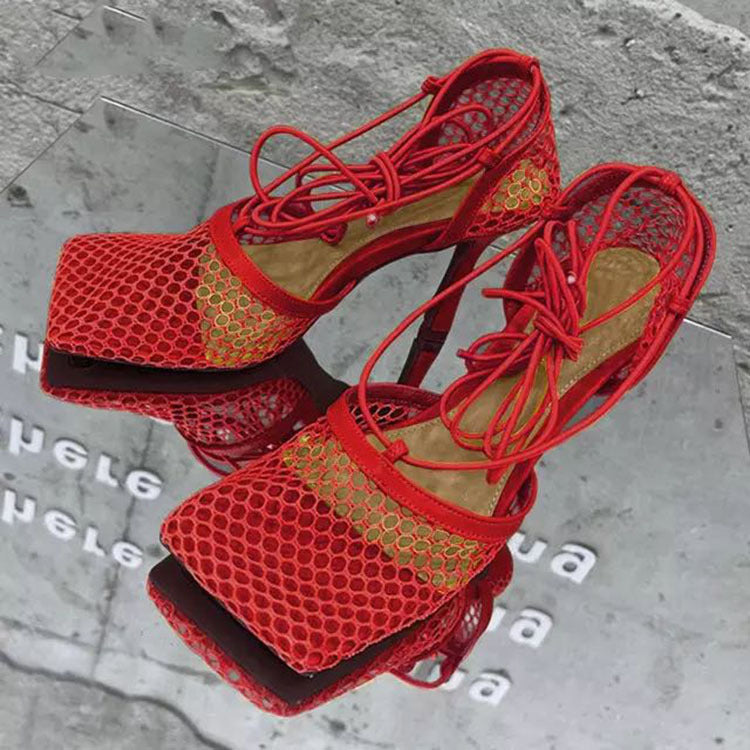 Dame åbne High-Heel Pantoletten med innovativt netdesign og justerbare remme Stilla