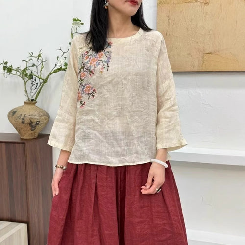 Dame broderet linned blouse med trekvartærmer Stilla