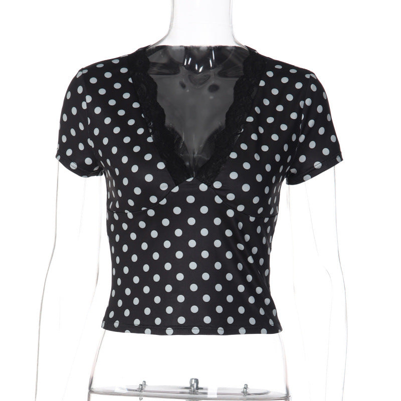 Damen Polka-Dot Top mit Spitzenakzenten und taillierter Passform Skovae