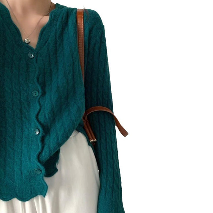 Kvindernes cardigan med struktureret kabelmønster og elegante knapdetaljer Stilla