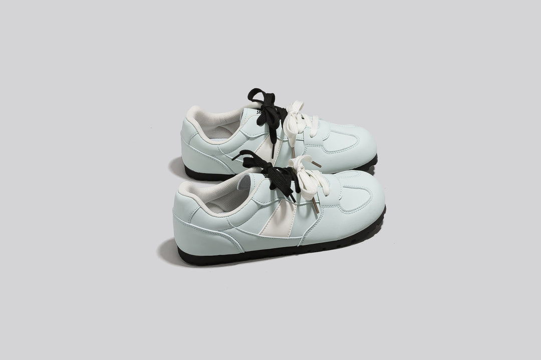 Dame Sporty Sneakers med innovativt overmateriale og fleksibel såleprofil Stilla
