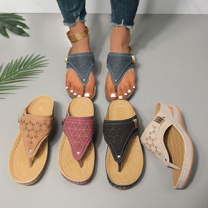 Dame Elegante og luftige tæerne-adskillelse-sandaler med moderne hulmønster og skridsikker sål Stilla