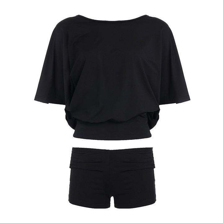 Dame Sporty to-delt sæt med oversized top og korte shorts Skovae