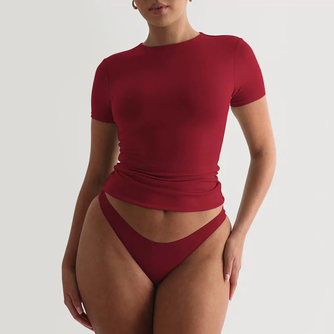 Dame figursyet kortærmet shirt med elastisk pasform og rund halsudskæring Stilla