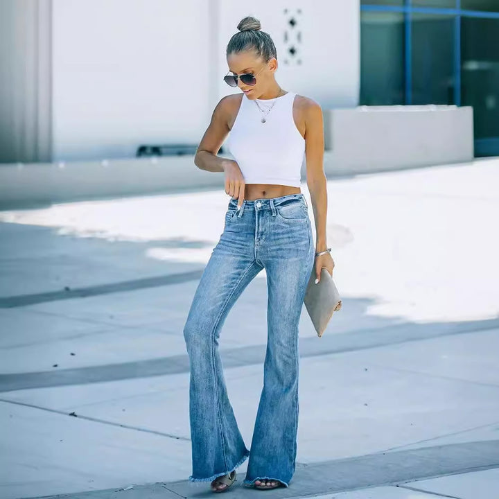 Dame flared jeans i afslappet vintage-stil med høj talje og frynset kant Stilla