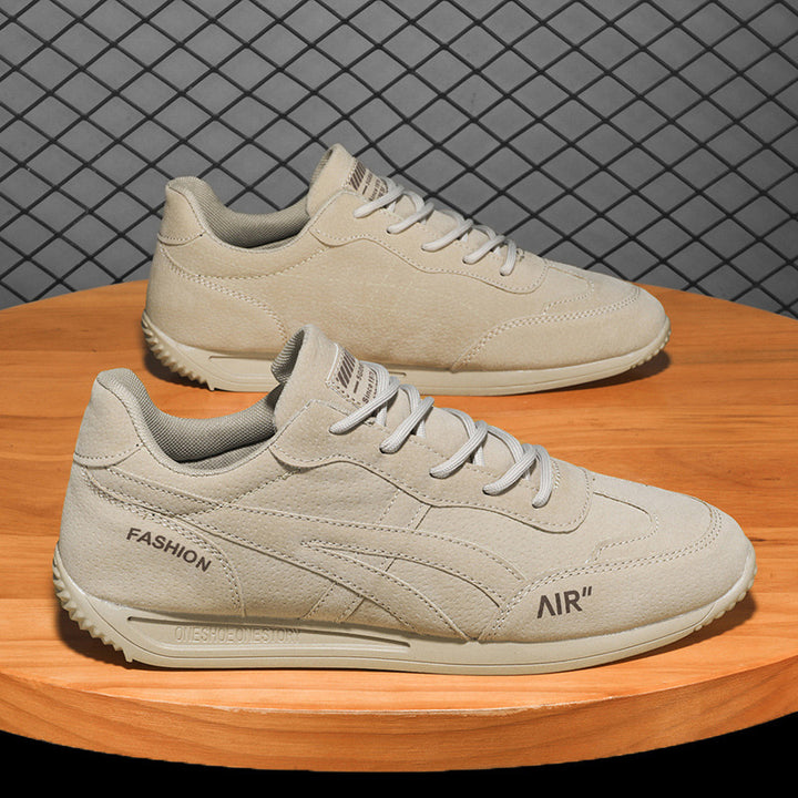 Dame Sneakers i minimalistisk design med åndbart overmateriale og skridsikker sål Stilla