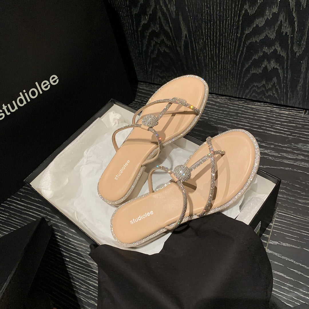 Dame flip-flops med glamorøs glitrende pynt og behagelig indersål Stilla