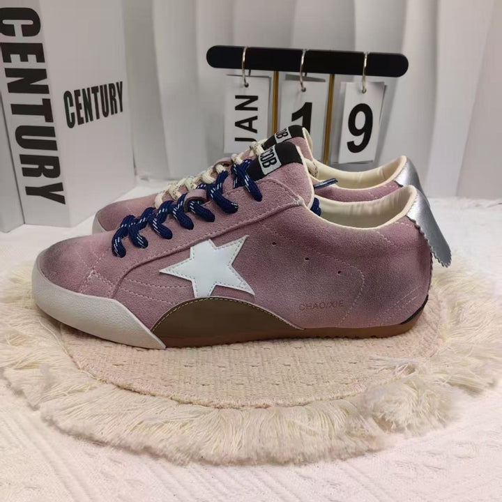 Dame Sneakers med modiske applikationer og behagelig sål Stilla
