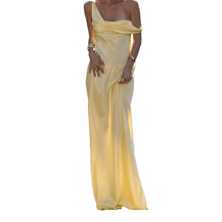 Dame Elegant Off-Shoulder Maxikjole Stilla
