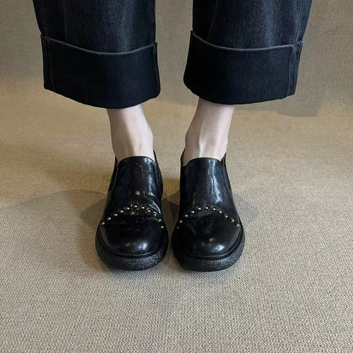Dame Mode Slip-ons med glitrende nitter og komfortabel sål Stilla