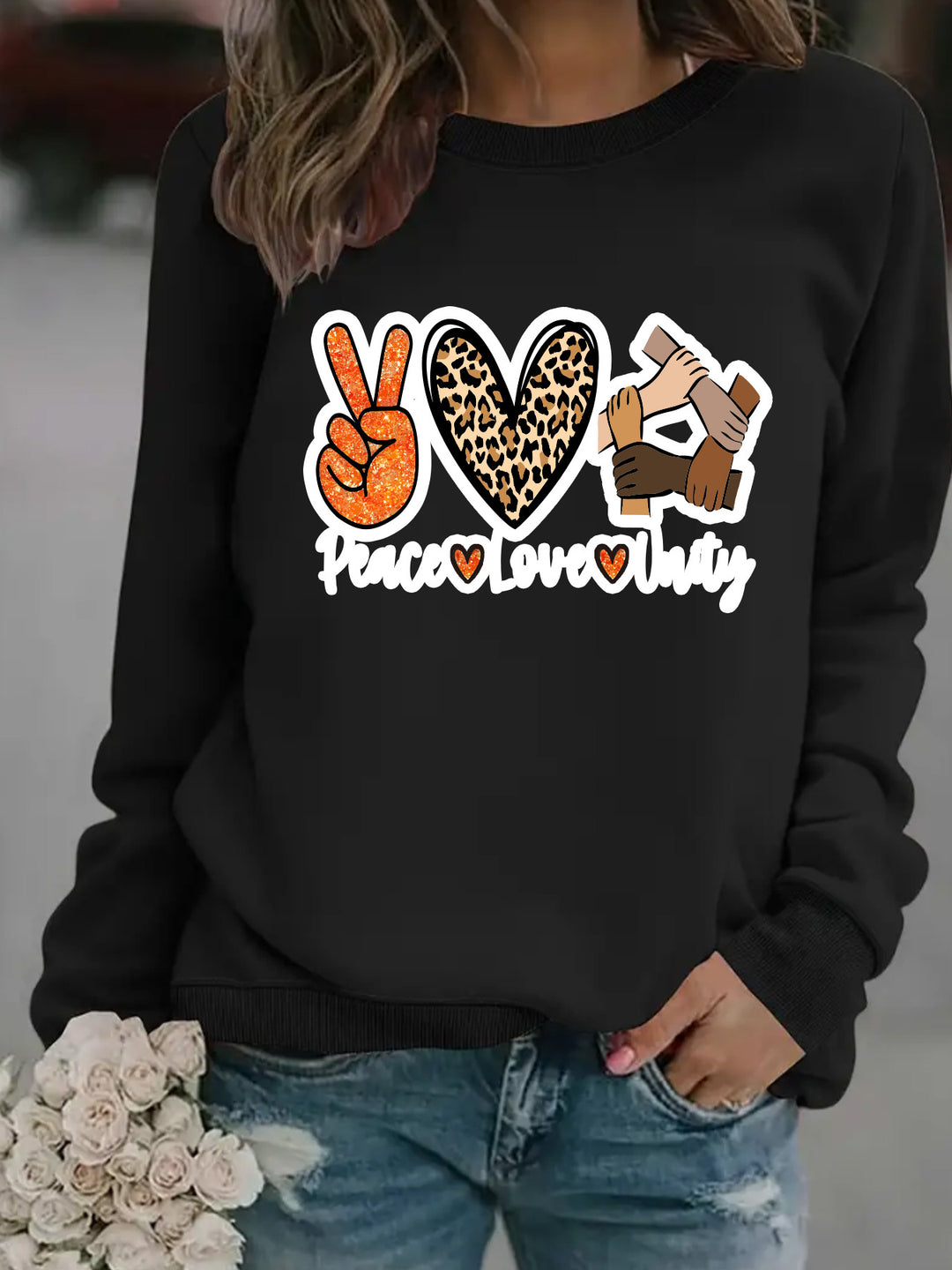 Kvinders sweatshirt med kreativt Peace, Love & Unity design Stilla