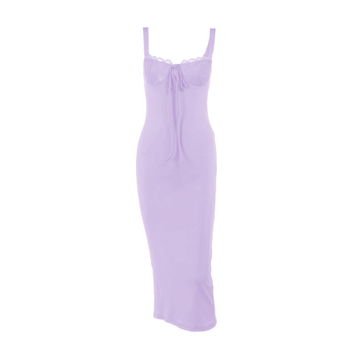 Dame tætsiddende natkjole med spidsdekoration og smalle spaghetti-stropper Skovae
