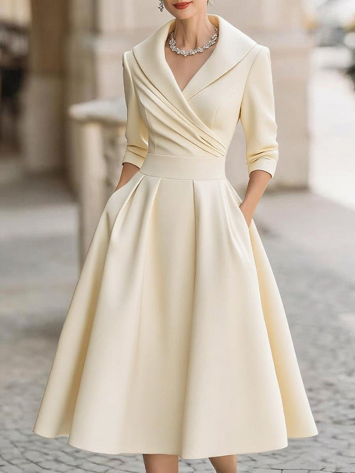 Kvinder elegant omslag kjole med peplum og praktiske lommer Stilla