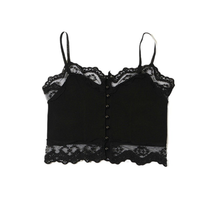 Dame spids-crop-top med fine knapdetaljer og forførende design Stilla