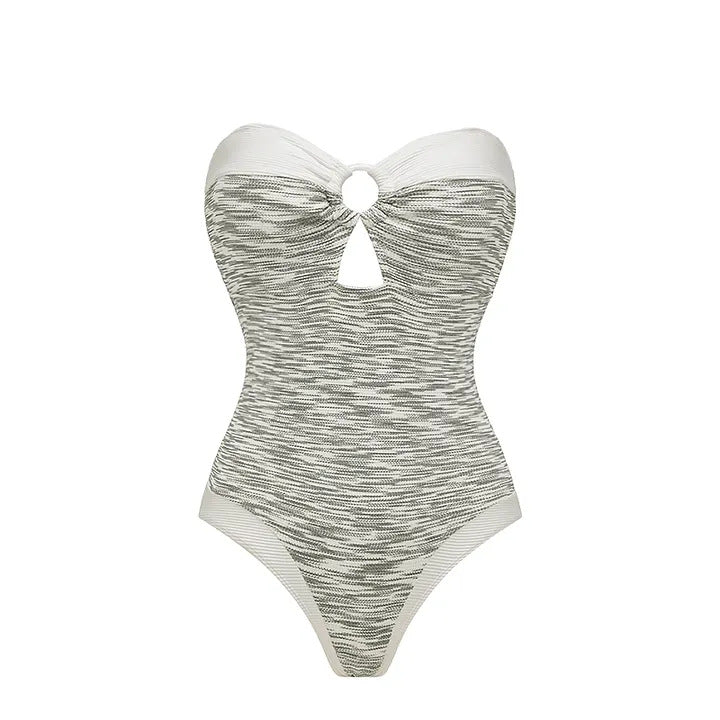 Dame Bikini-sæt med højtaljet trusse og moderne top Skovae