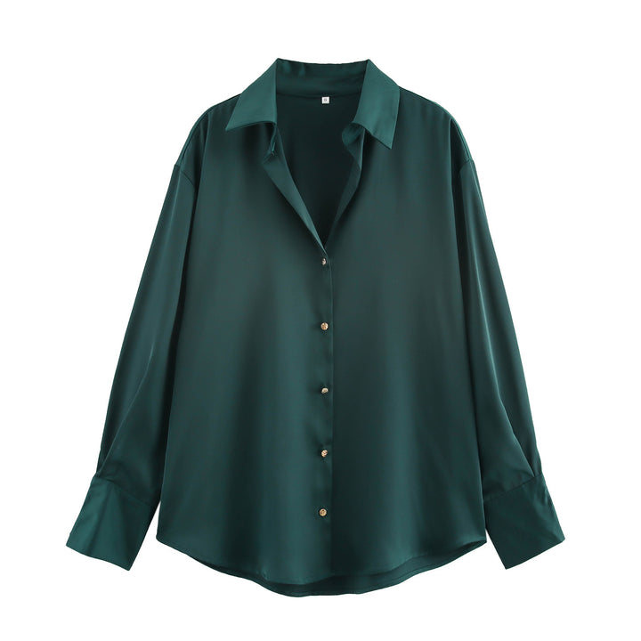 Dame silkebluse med moderne knapdetaljer Stilla