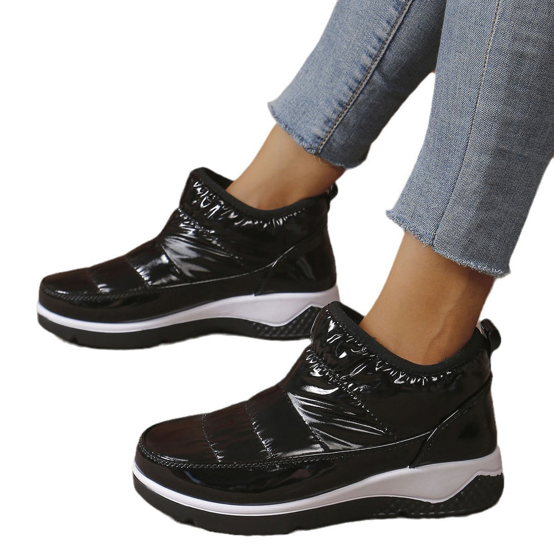 Dame Komfortable Sneakers med elastisk skaftekant og skridsikker sål Stilla