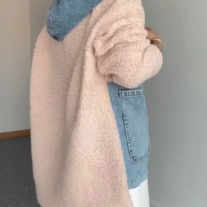 Kvinders overgangsjakke med hyggeligt fleece ydre materiale og praktiske trykknapper Stilla