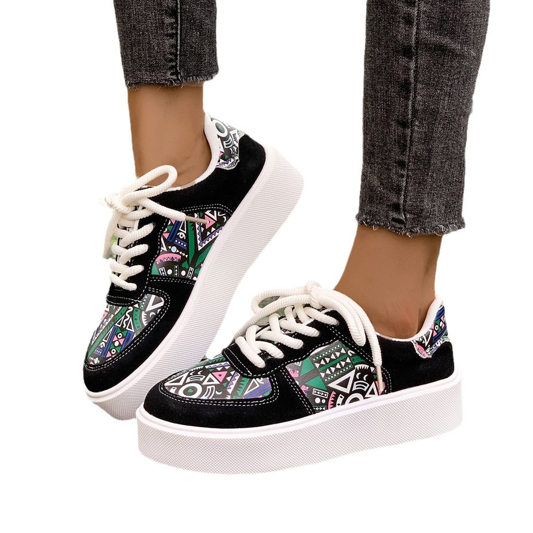 Dame moderigtige Plateau-sneakers med iøjnefaldende design Stilla