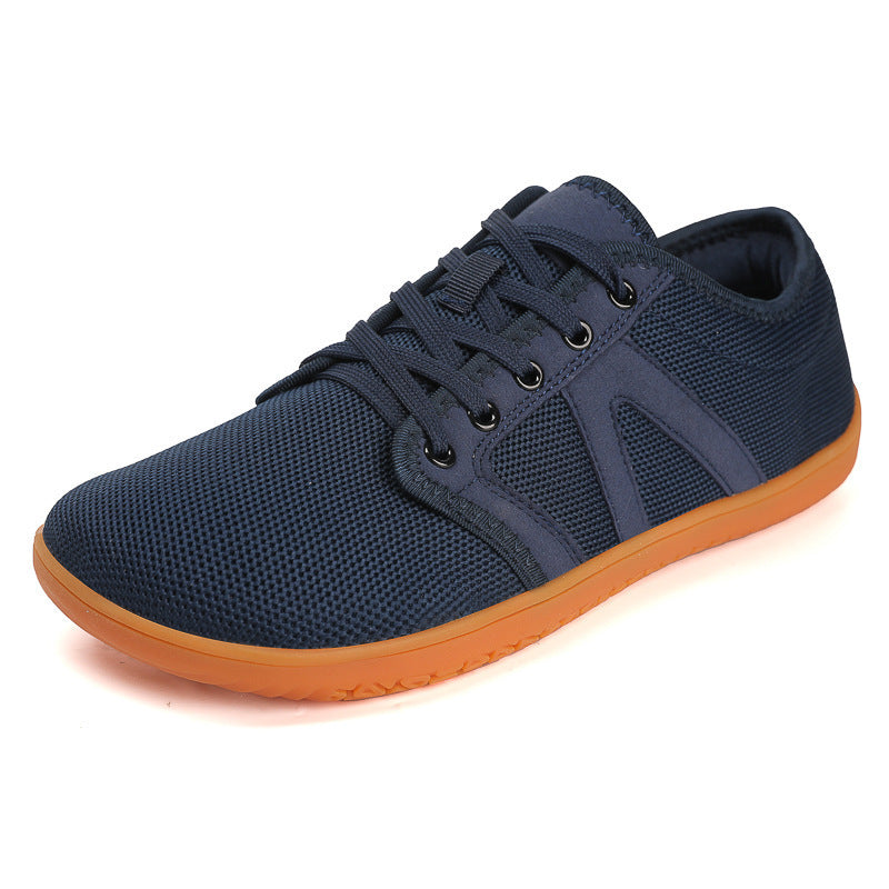 Unisex nan minimalistiske City sneakers med fint masket tekstiloverdel, polstret indgang og fleksibel gummisål Skovae