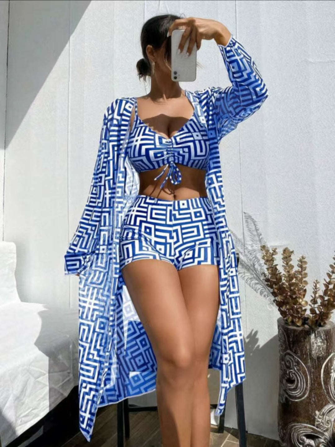 Dame Bikini-sæt med moderigtigt overlay og Boujee-design Stilla