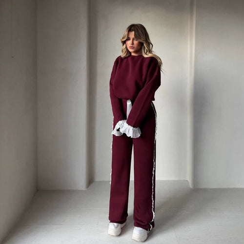 Dame mode lounge sæt med høje ruffle detaljer