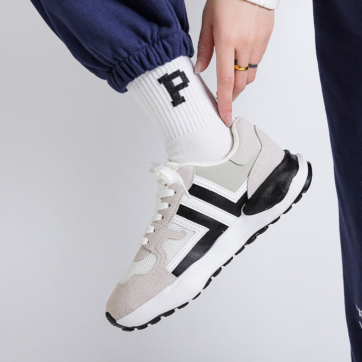 Dame Sportliche Sneakers i moderne design med åndbare mesh-indlæg og komfortabel dæmpning Stilla