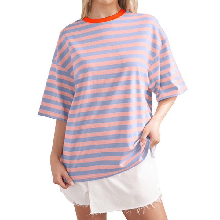 Dame Oversized stribet T-shirt med rund halsudskæring og korte ærmer Stiila