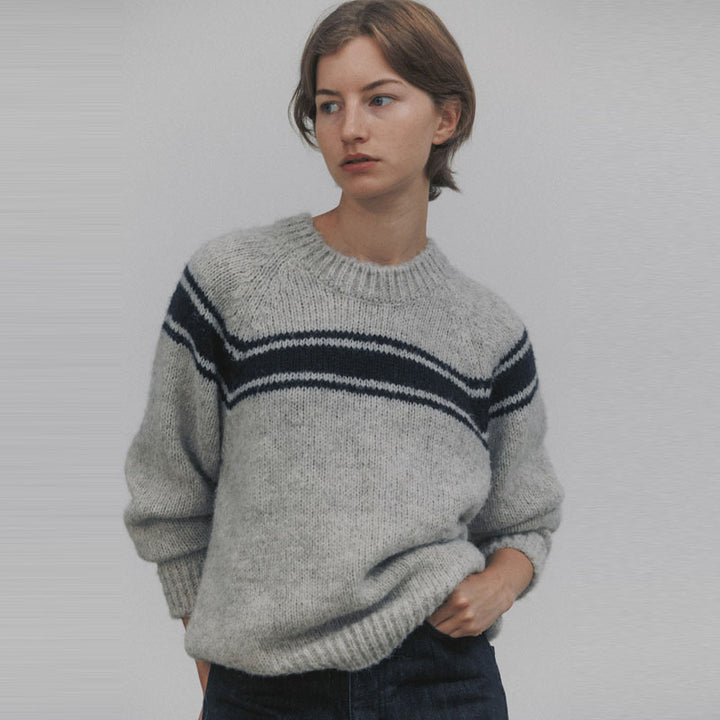 Dame strikpullover med moderne blokstribedesign og hyggelig pasform Stilla