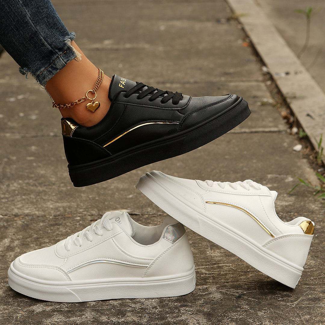 Dame Sporty Sneakers med skridsikker gummisål og modeglimmer-accents Stilla